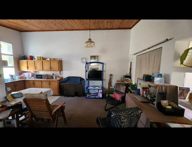 2 BEDROOM TOWNHOUSE FOR SALE IN CLARINA